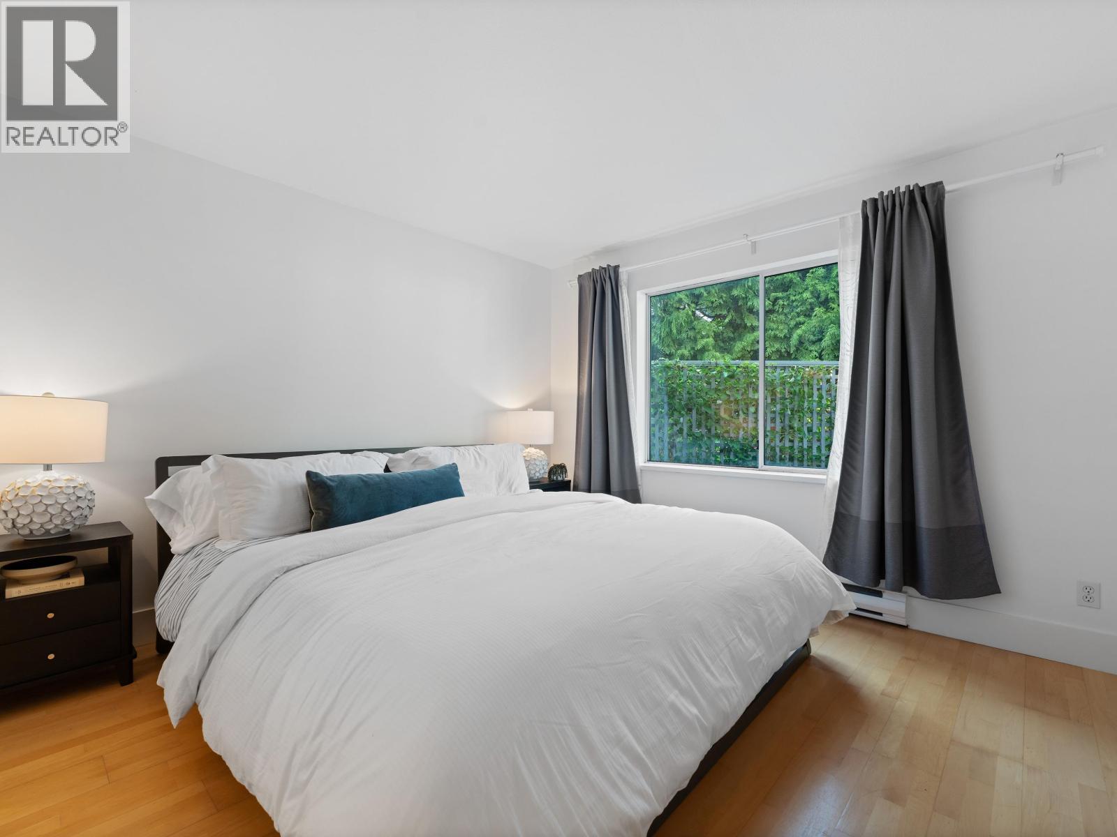 Photo 21 of 2343 W 7th Avenue, Vancouver BC