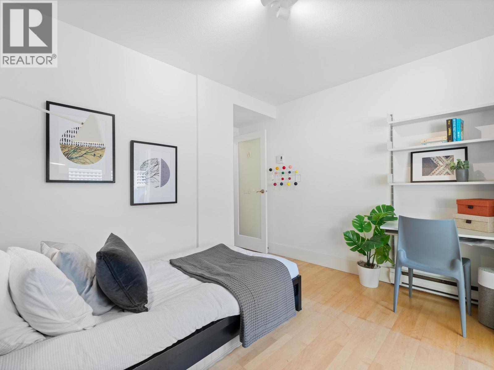 Photo 25 of 2343 W 7th Avenue, Vancouver BC