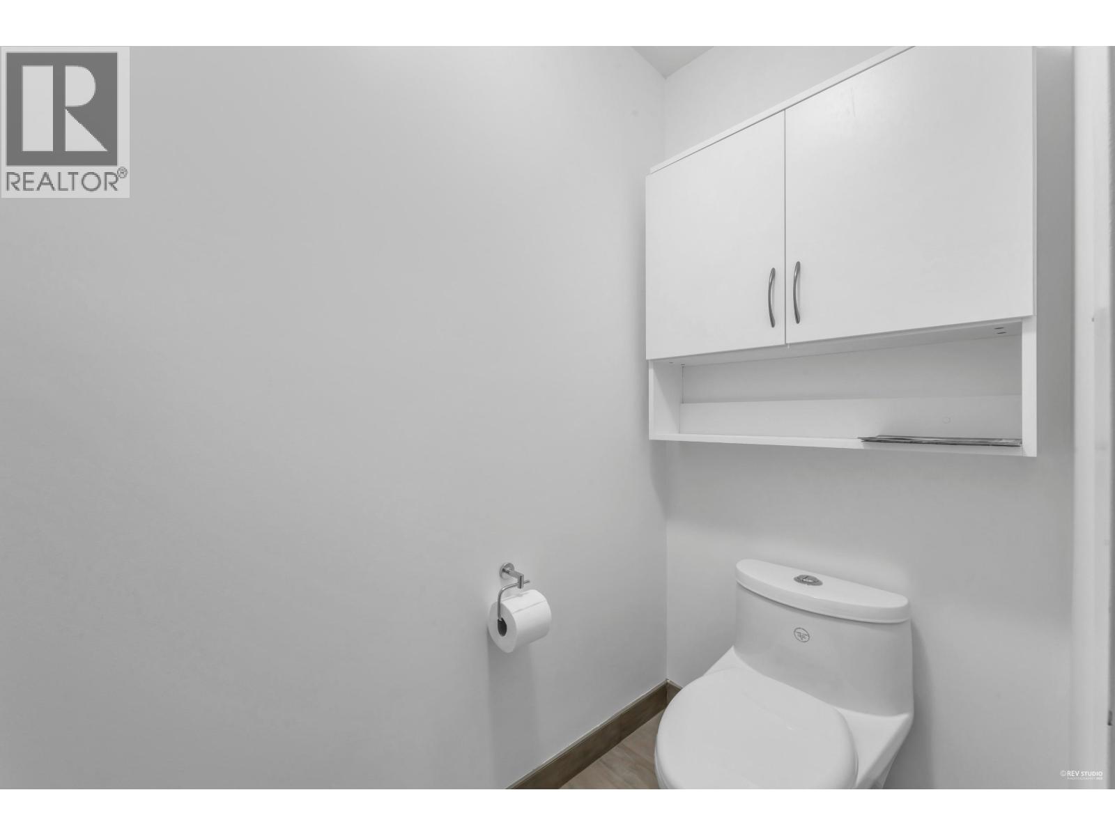 707 1415 PARKWAY BOULEVARD, Coquitlam