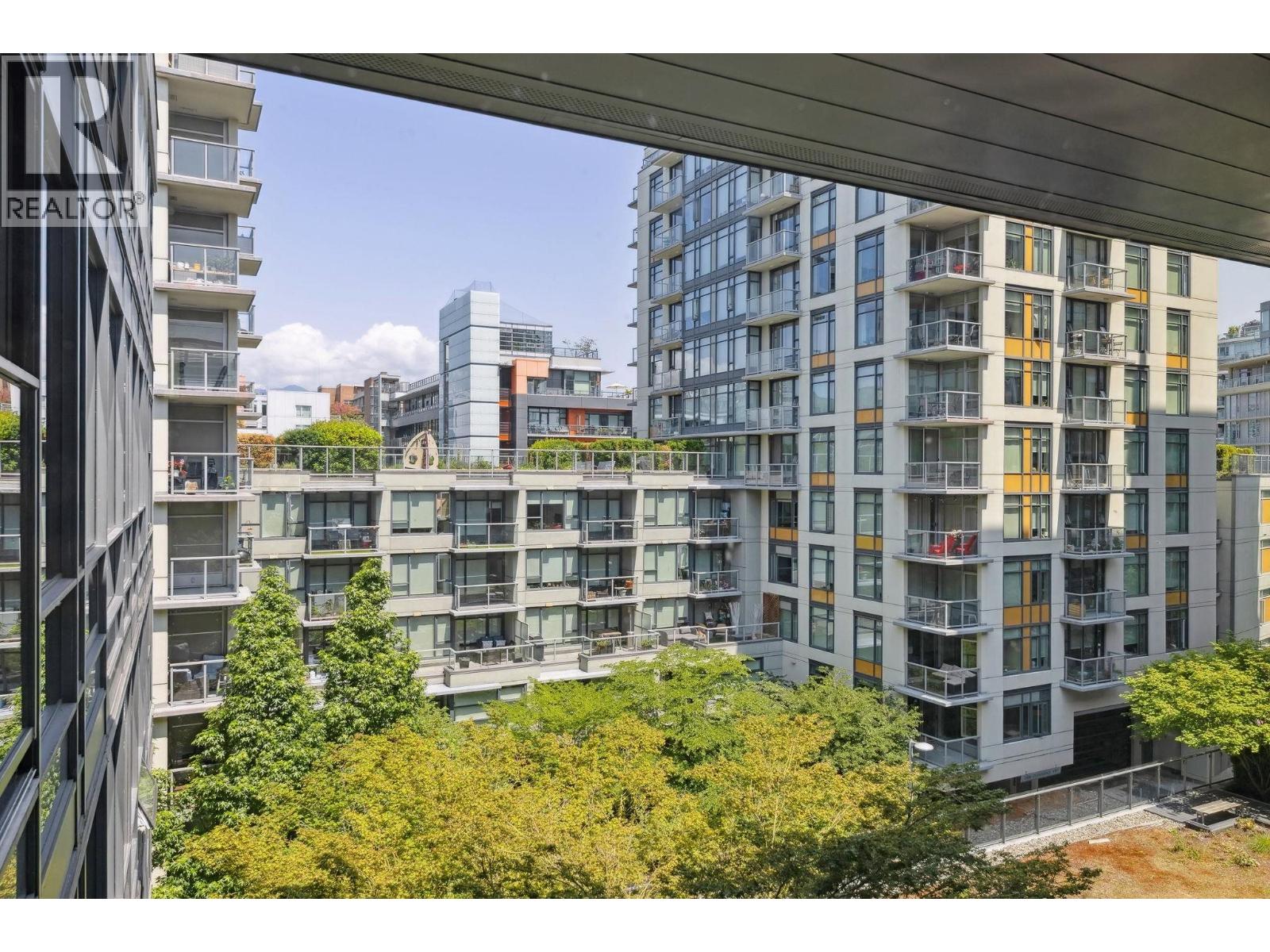 Photo 10 of 1783 Manitoba Street, Vancouver BC