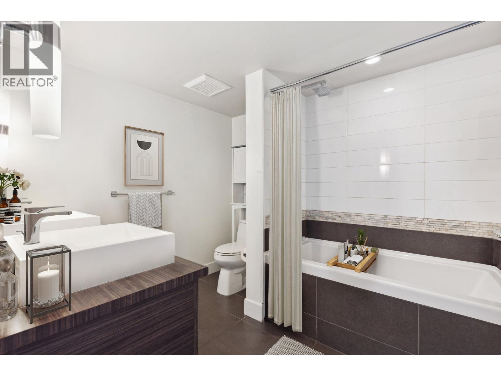 Photo 8 of 1783 Manitoba Street, Vancouver BC