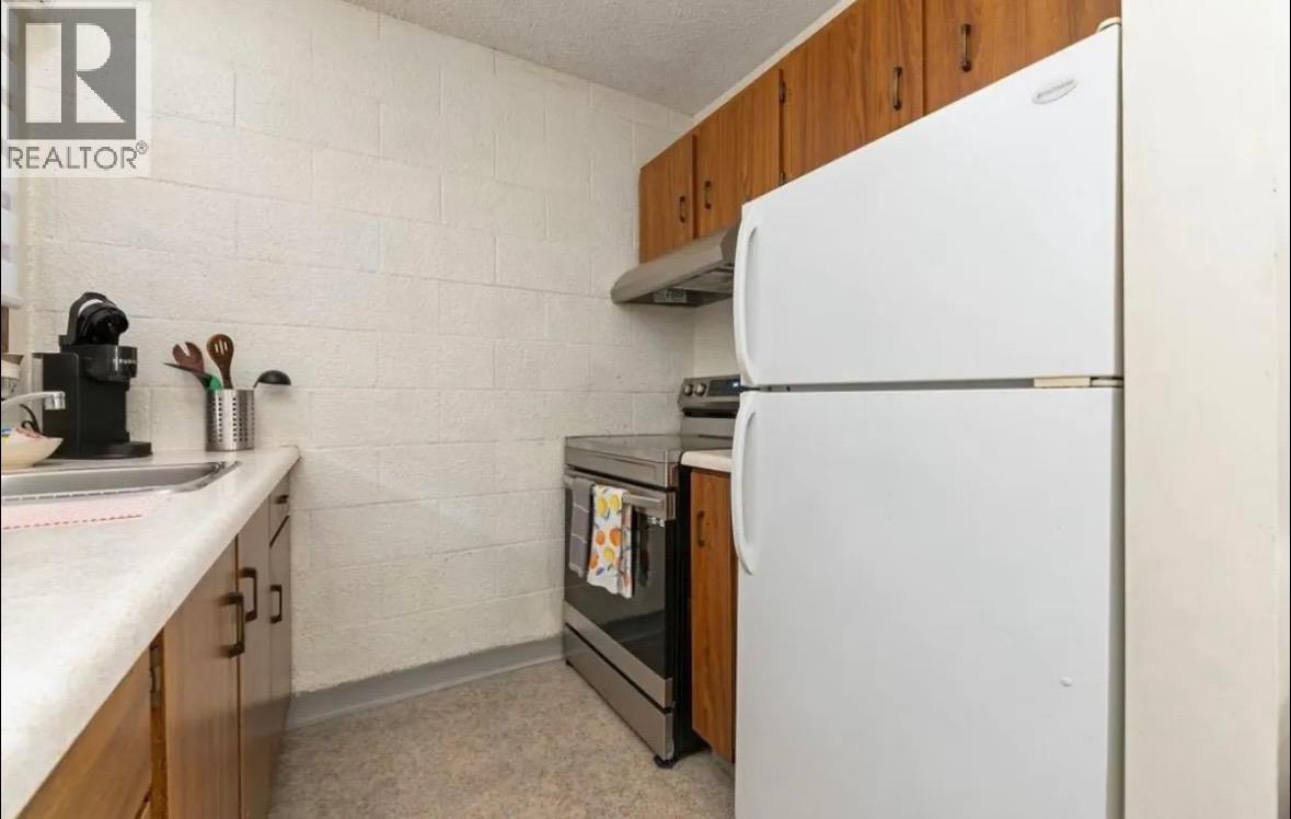 Photo 4 of 1309 11 Th Avenue Unit 67, Invermere BC