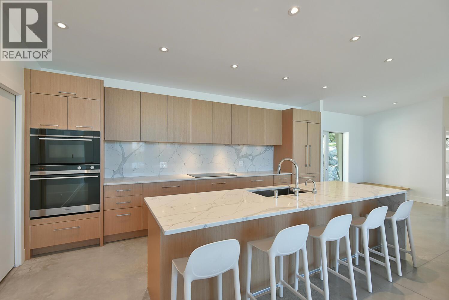 10632 WOOD BAY RIDGE ROAD, Halfmoon Bay