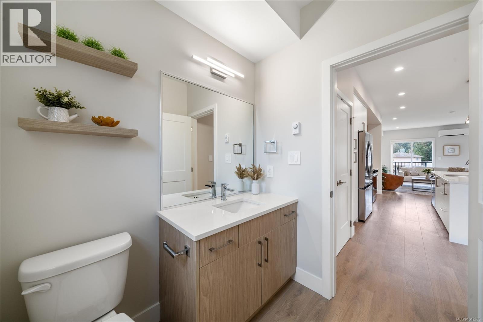 1214 Arcadiawood Crt, Langford