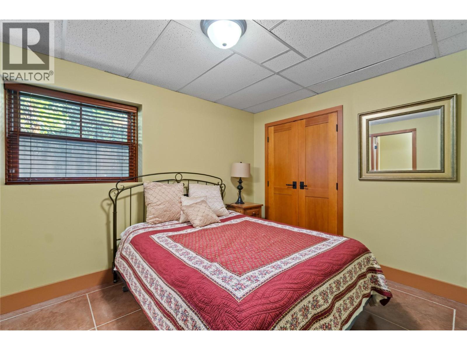  1097 9 Avenue Northeast, Salmon Arm