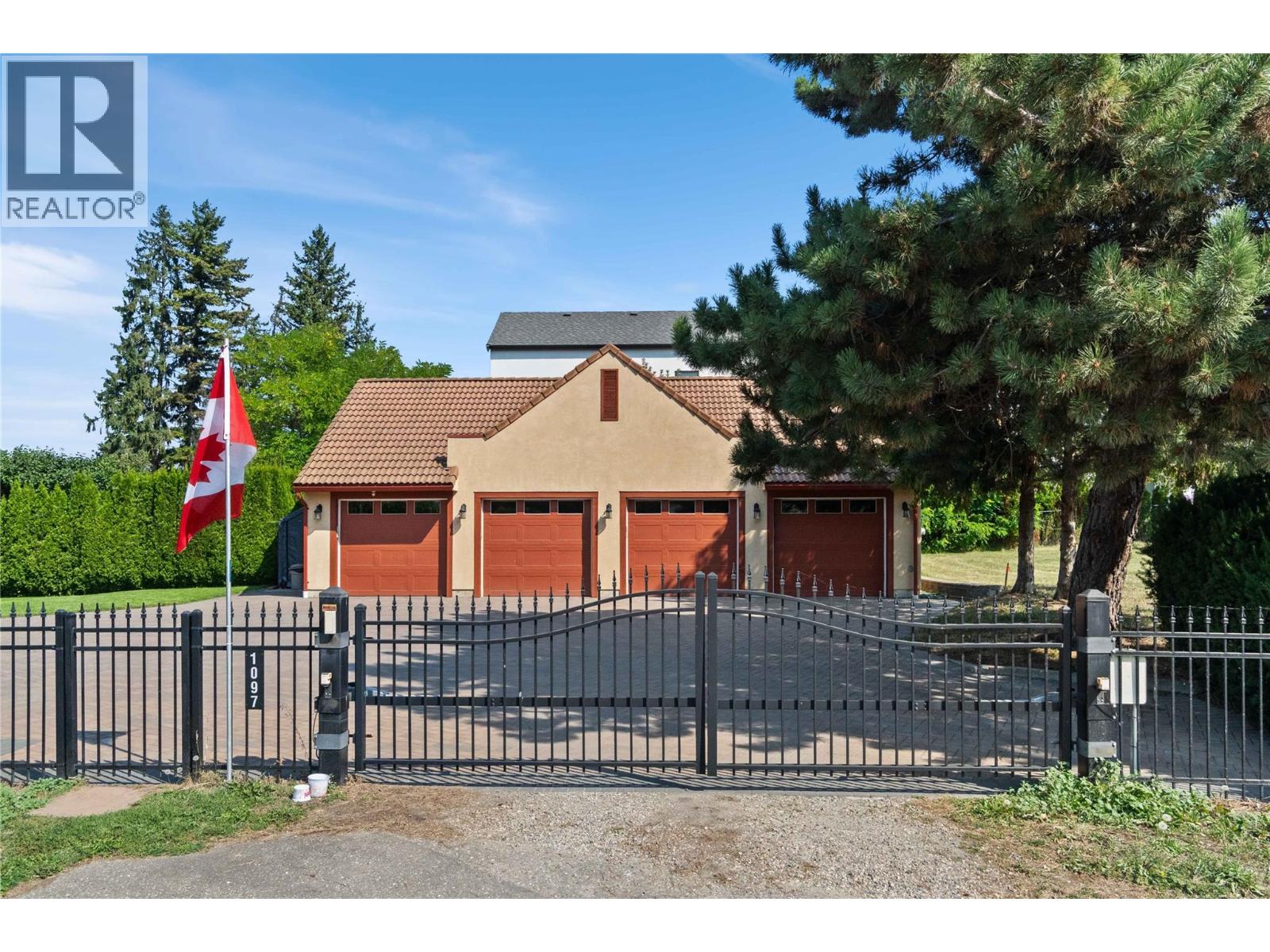  1097 9 Avenue Northeast, Salmon Arm