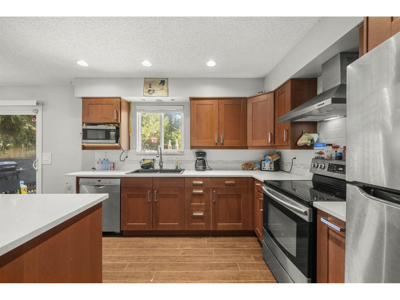 Photo 10 of 3555 Davie Street, Abbotsford BC