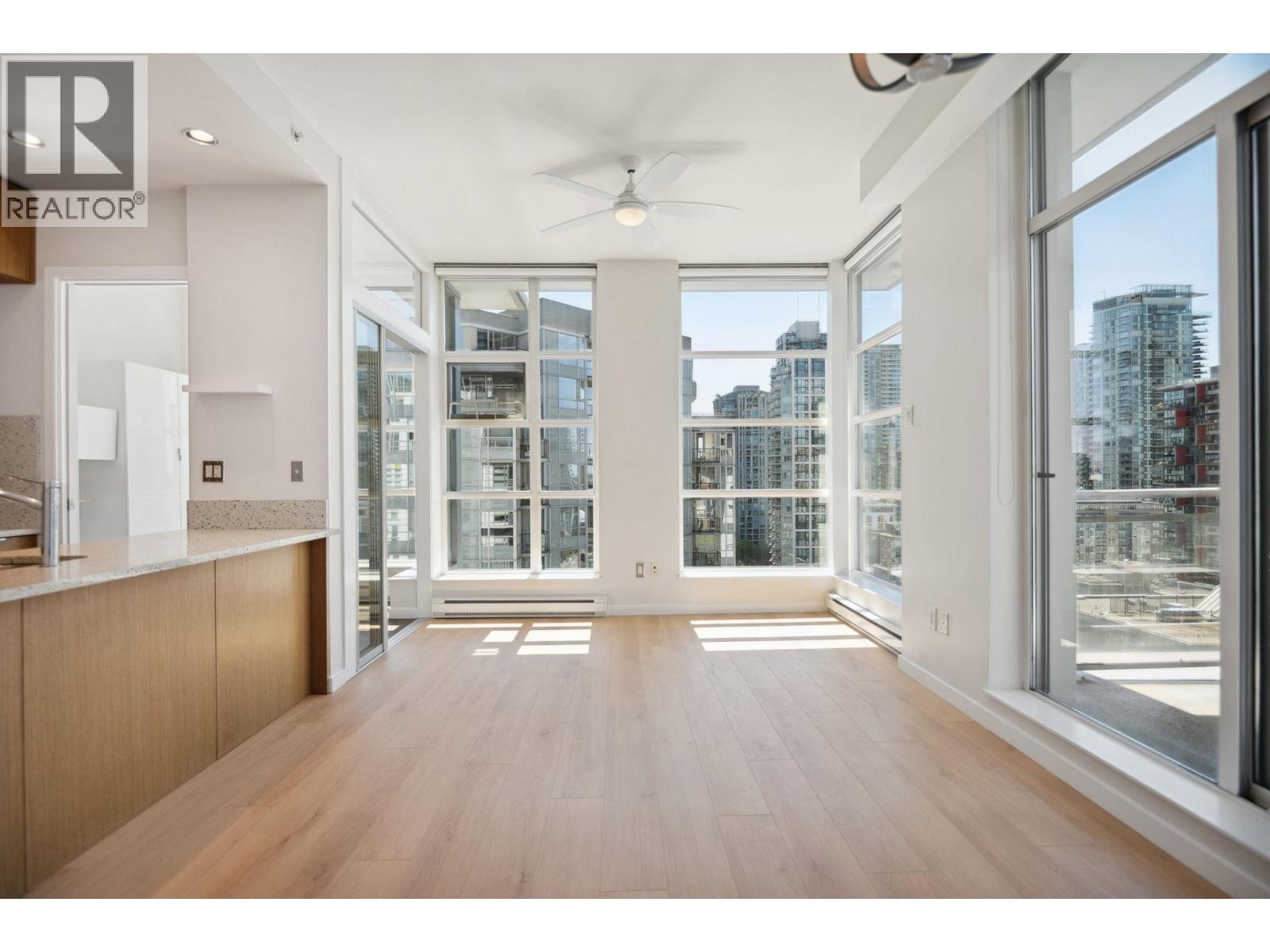 Photo 3 of 1206 1205 Howe Street, Vancouver BC