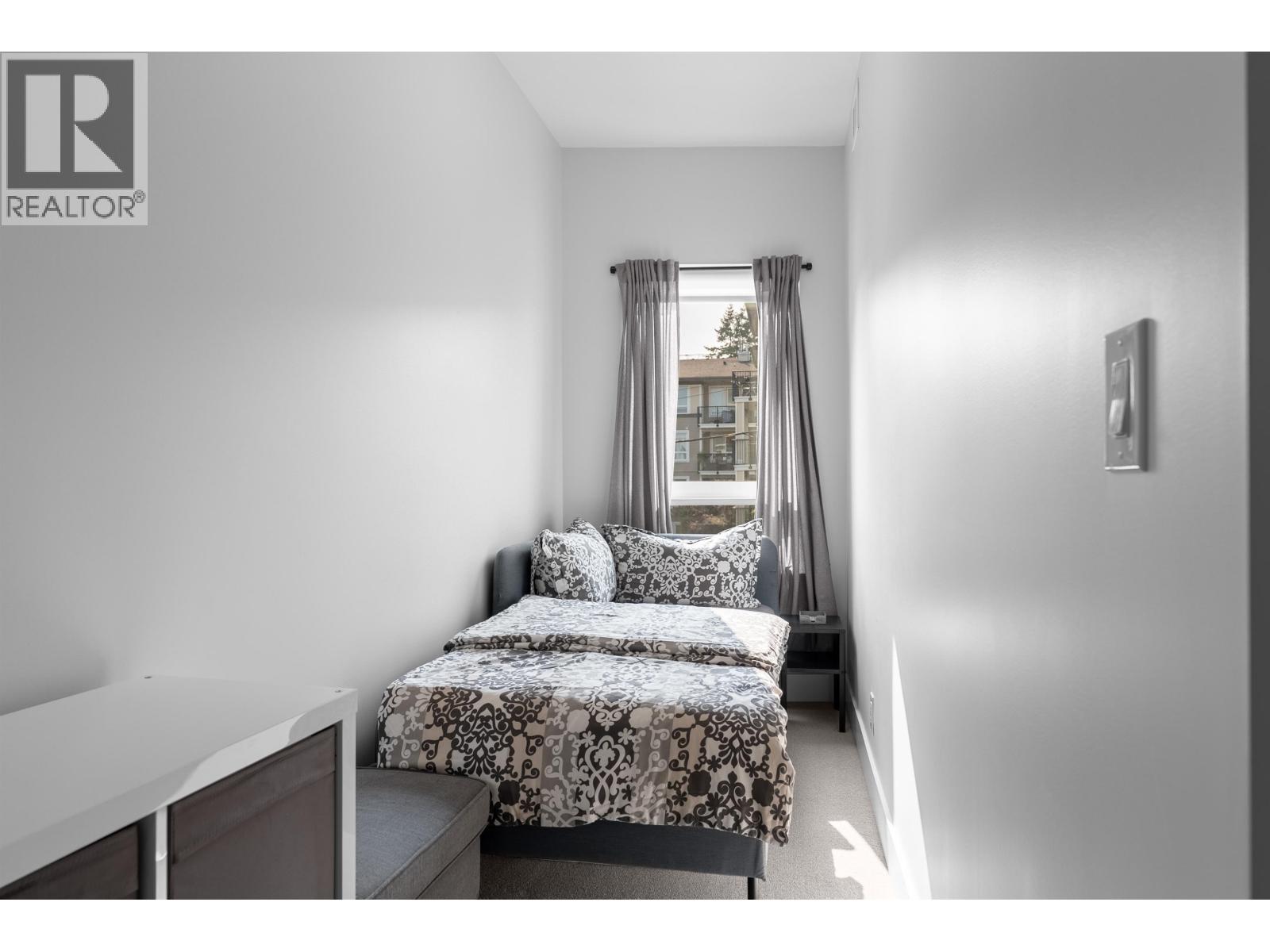 Photo 15 of 106 12040 Plaza Street, Maple Ridge BC