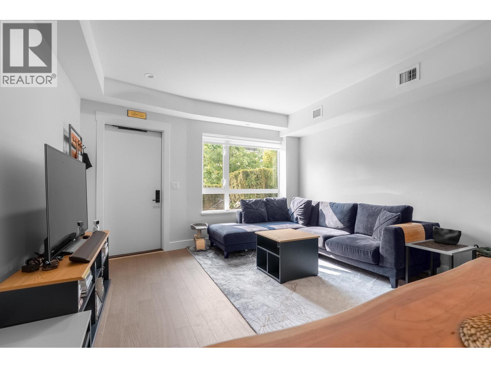 Photo 6 of 106 12040 Plaza Street, Maple Ridge BC