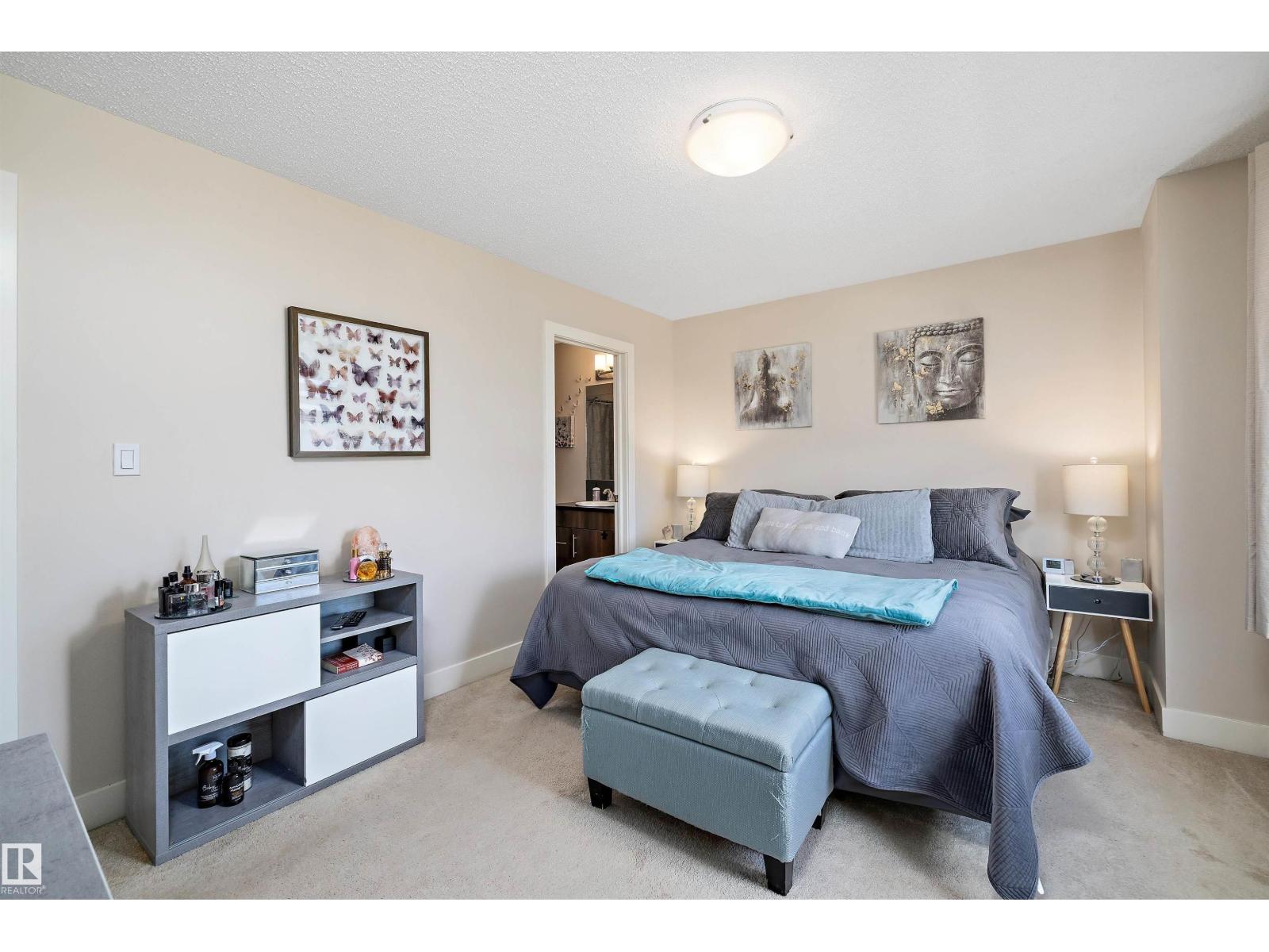 Photo 16 of 28 2922 Maple Wy Nw Nw, Edmonton AB