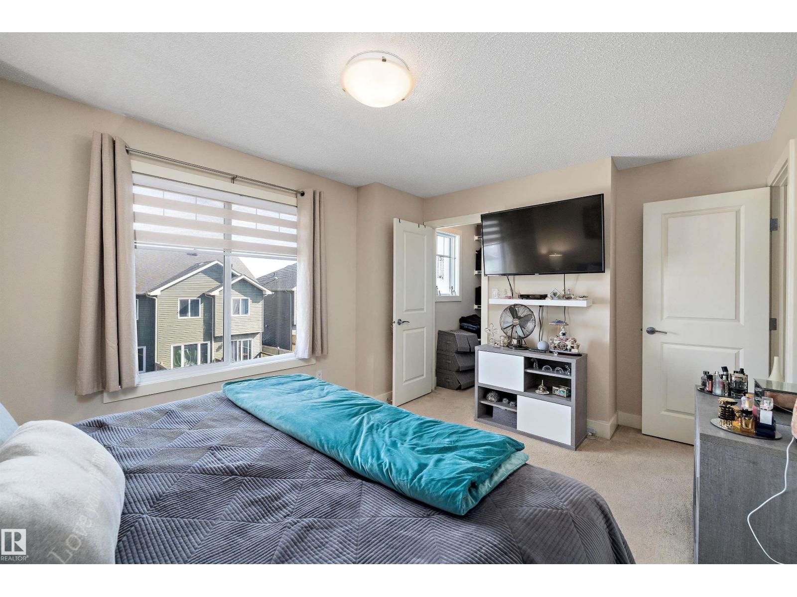 Photo 18 of 28 2922 Maple Wy Nw Nw, Edmonton AB