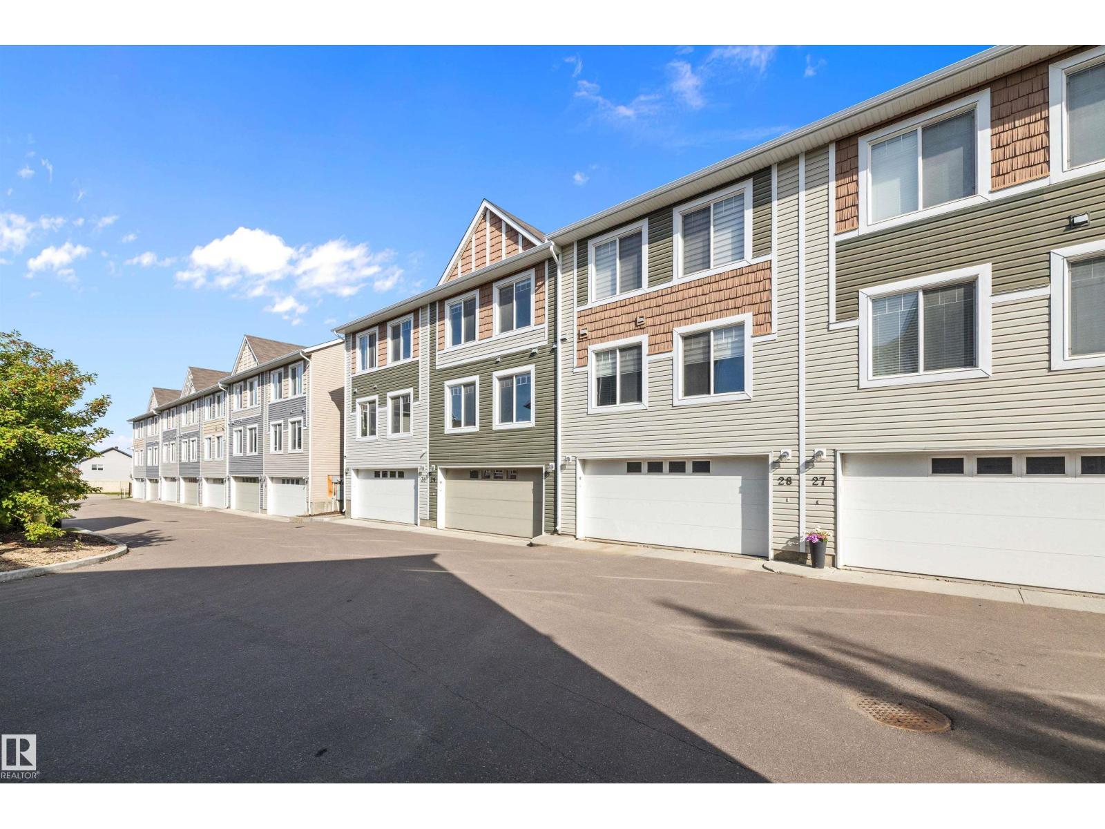 Photo 39 of 28 2922 Maple Wy Nw Nw, Edmonton AB