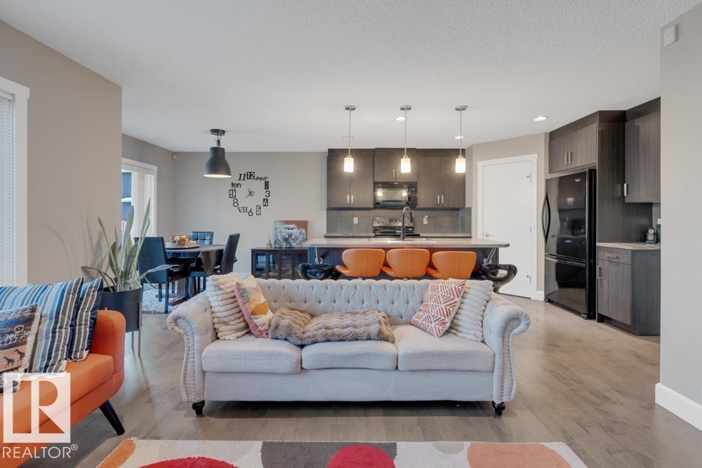 Photo 13 of 2366 Ware Cr Sw, Edmonton AB
