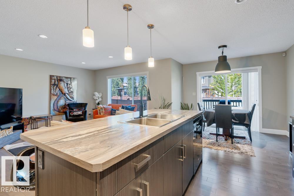 Photo 14 of 2366 Ware Cr Sw, Edmonton AB