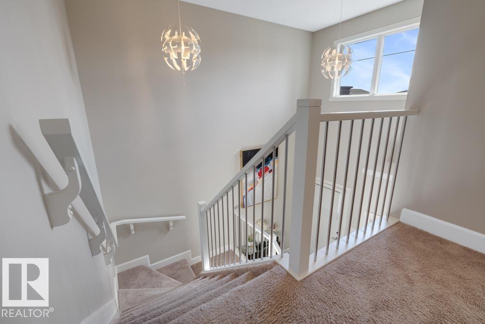 Photo 18 of 2366 Ware Cr Sw, Edmonton AB