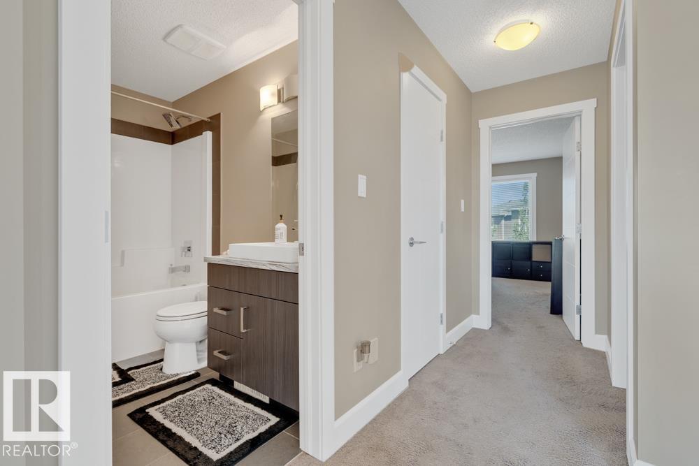 Photo 19 of 2366 Ware Cr Sw, Edmonton AB