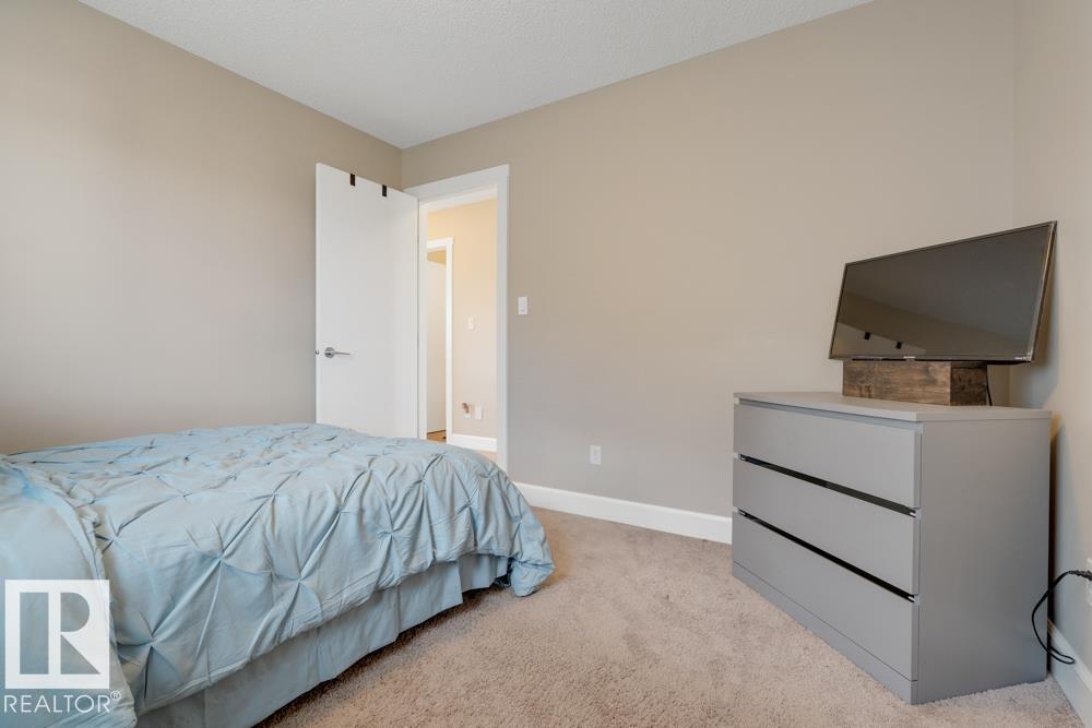 Photo 27 of 2366 Ware Cr Sw, Edmonton AB