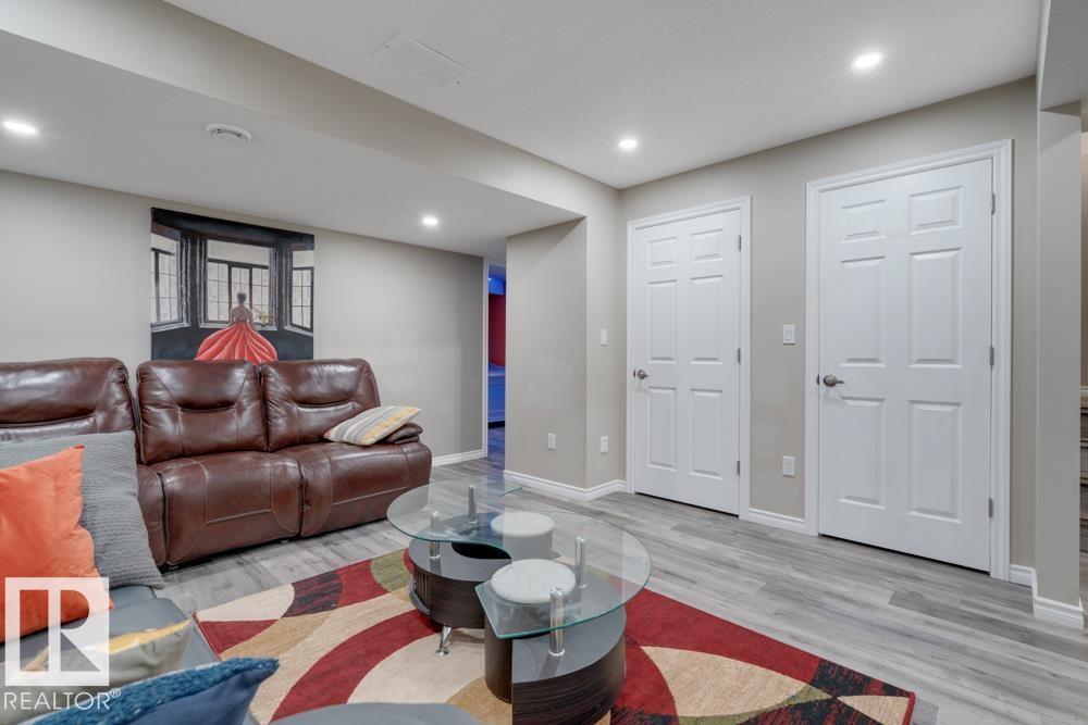 Photo 31 of 2366 Ware Cr Sw, Edmonton AB