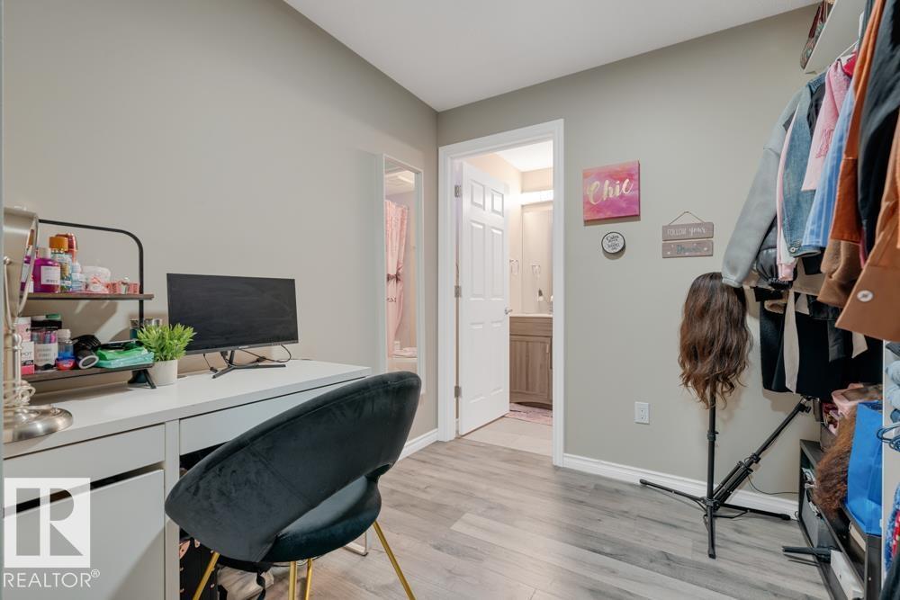 Photo 34 of 2366 Ware Cr Sw, Edmonton AB