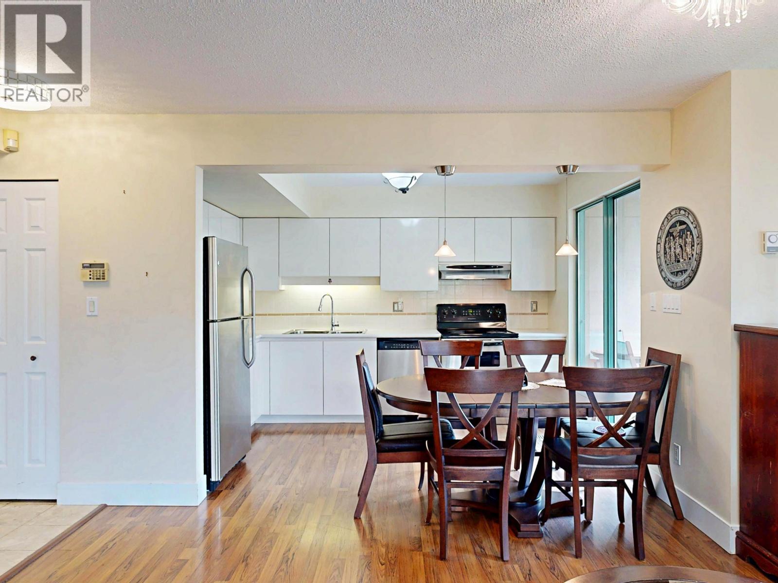 Photo 16 of 202 1555 Eastern Avenue, North Vancouver BC