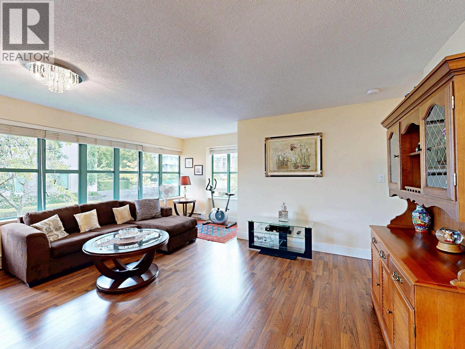 Photo 9 of 202 1555 Eastern Avenue, North Vancouver BC