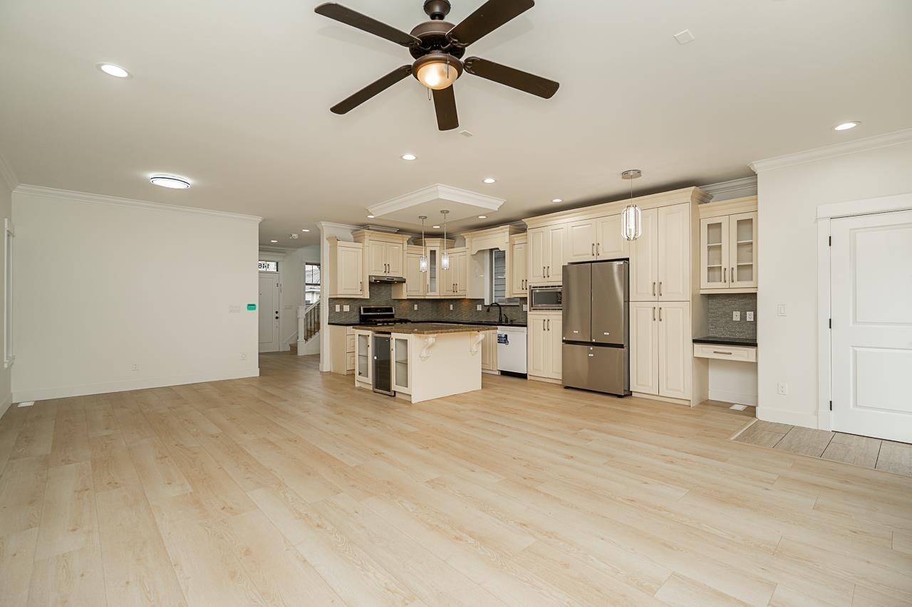 Photo 13 of 14636 36 A Avenue, Surrey BC