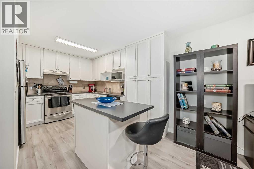 Photo 4 of 33 3800 Fonda Way Se, Calgary AB