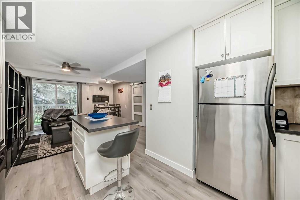 Photo 8 of 33 3800 Fonda Way Se, Calgary AB
