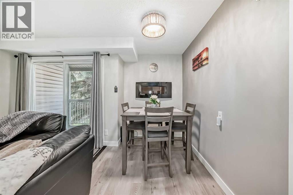 Photo 10 of 33 3800 Fonda Way Se, Calgary AB