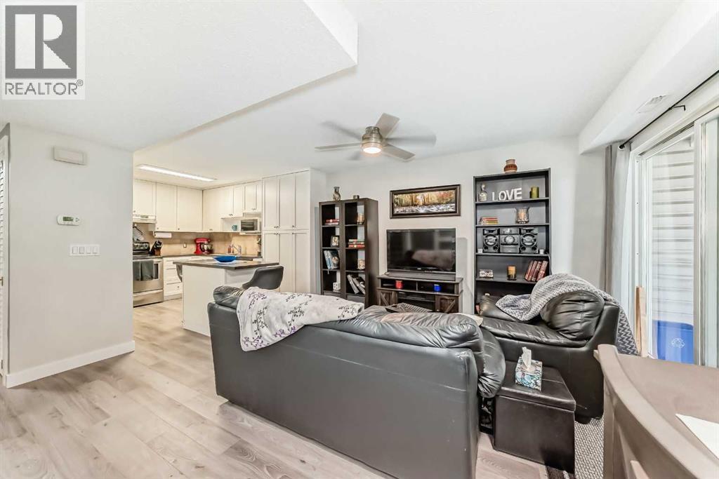 Photo 14 of 33 3800 Fonda Way Se, Calgary AB