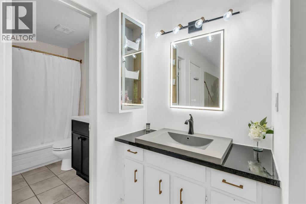 Photo 24 of 10 803 Varsity Estates Drive Nw, Calgary AB