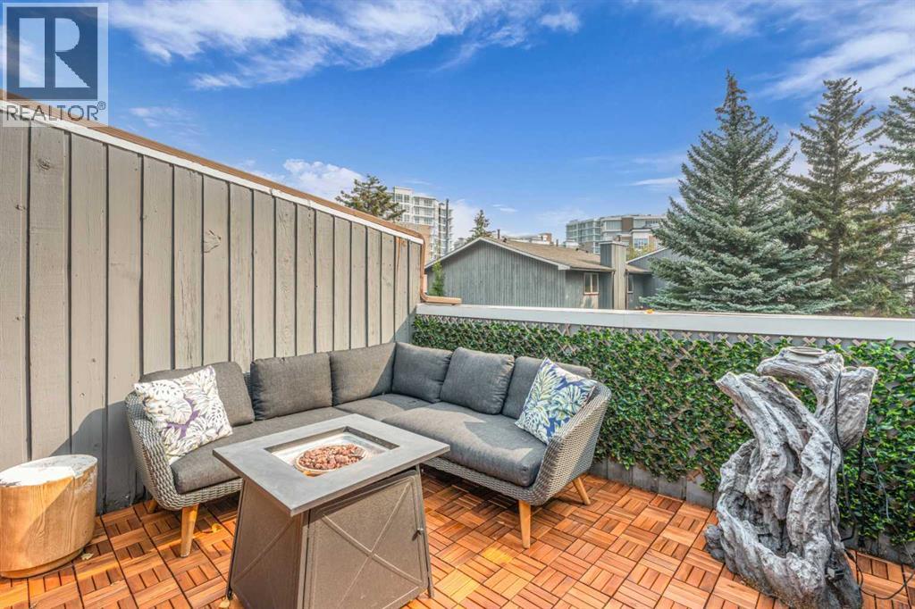 Photo 32 of 10 803 Varsity Estates Drive Nw, Calgary AB