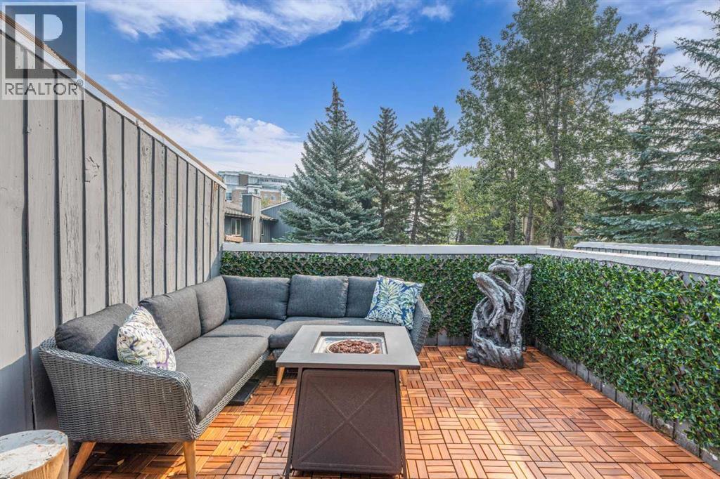 Photo 33 of 10 803 Varsity Estates Drive Nw, Calgary AB