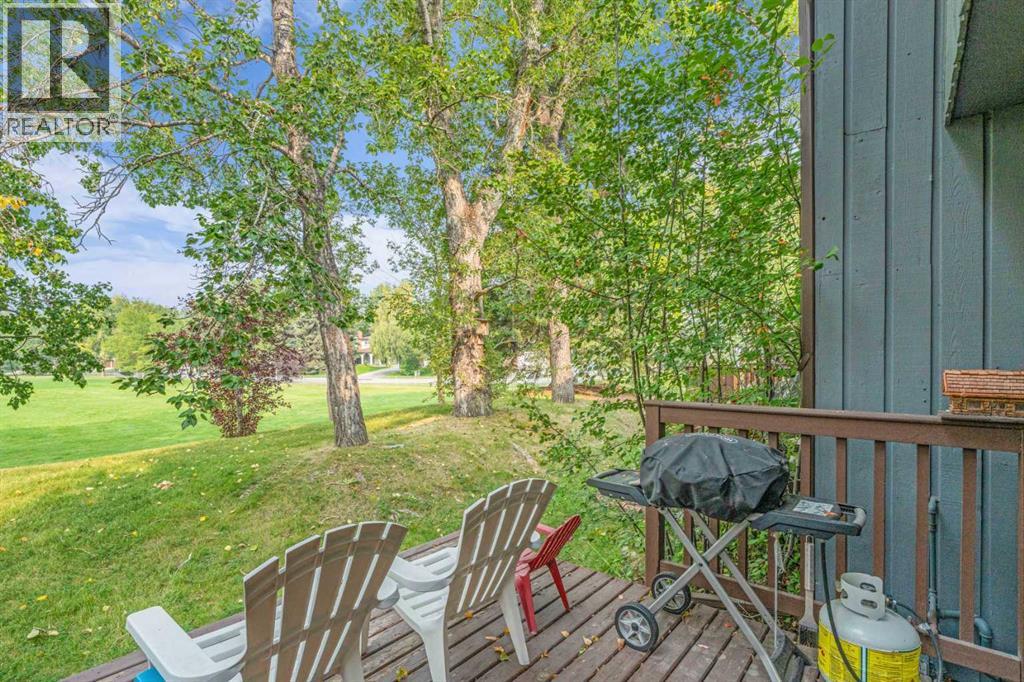 Photo 40 of 10 803 Varsity Estates Drive Nw, Calgary AB