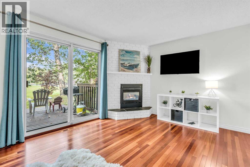 Photo 17 of 10 803 Varsity Estates Drive Nw, Calgary AB