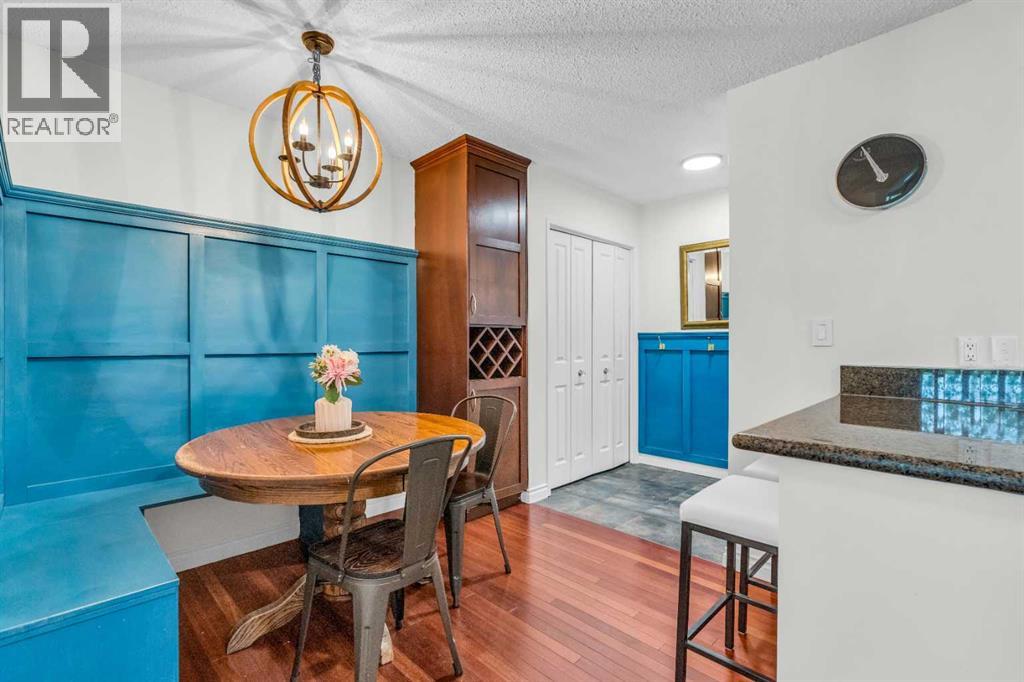 Photo 7 of 10 803 Varsity Estates Drive Nw, Calgary AB