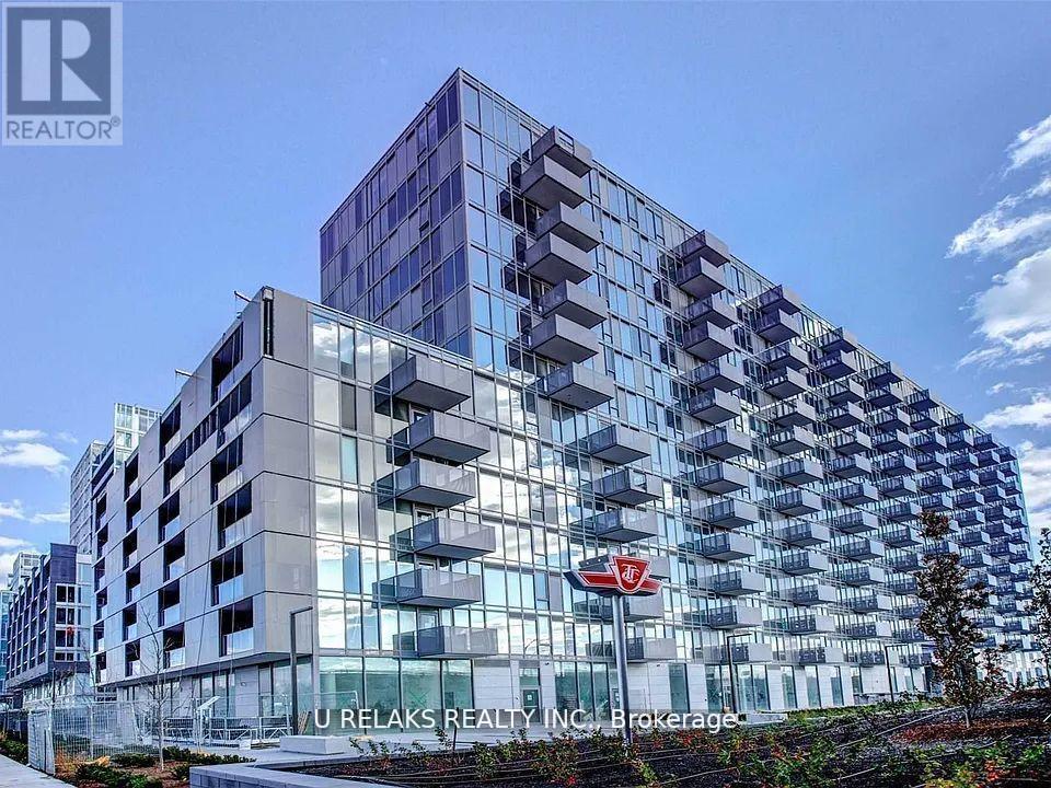 Photo 1 of 427 38 Monte Kwinter Court, Toronto ON