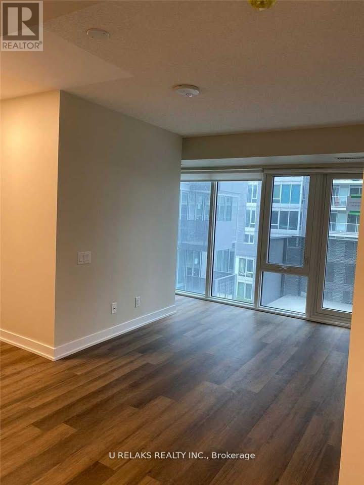 Photo 4 of 427 38 Monte Kwinter Court, Toronto ON