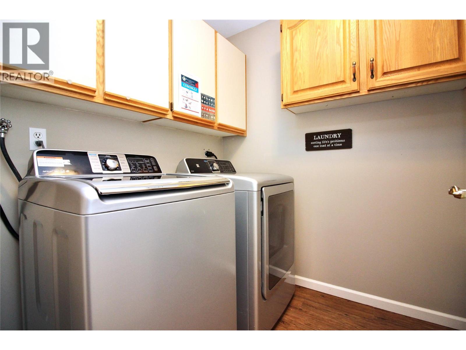 203 945 Lawrence Avenue, Kelowna