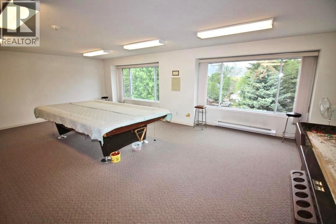 203 945 Lawrence Avenue, Kelowna