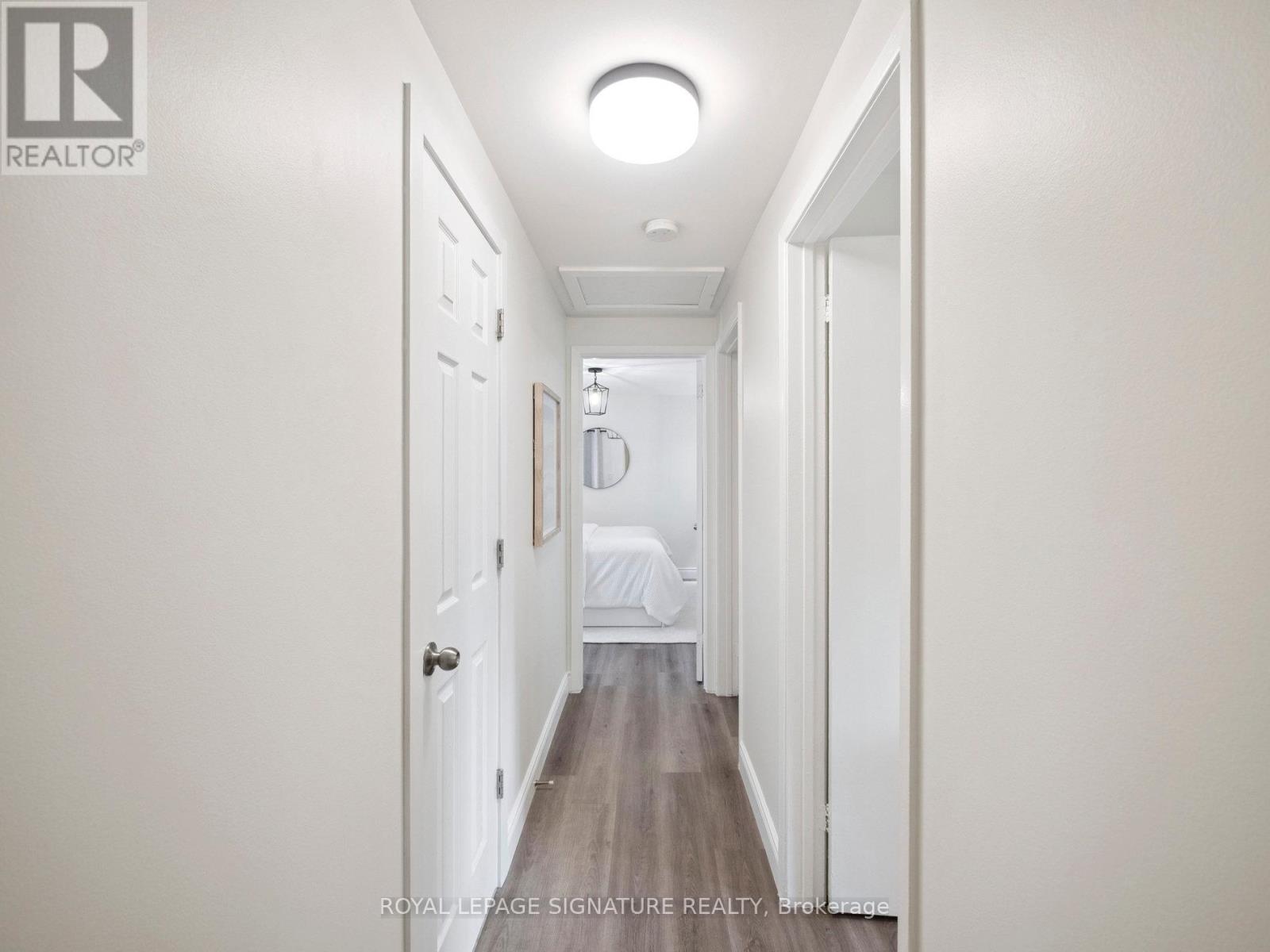 Photo 18 of 41 103 Dovedale Drive, Whitby ON