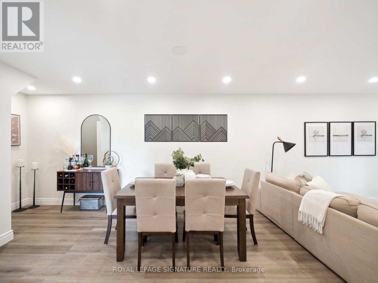 Photo 5 of 41 103 Dovedale Drive, Whitby ON