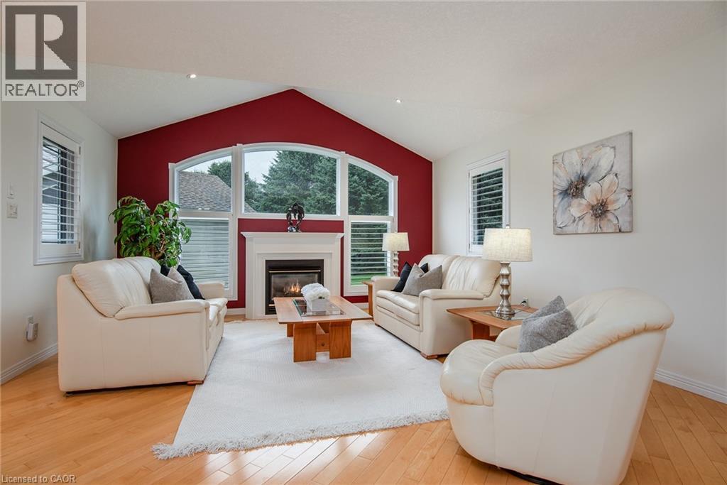 Photo 8 of 185 Golf Links Drive Unit 176, Baden ON