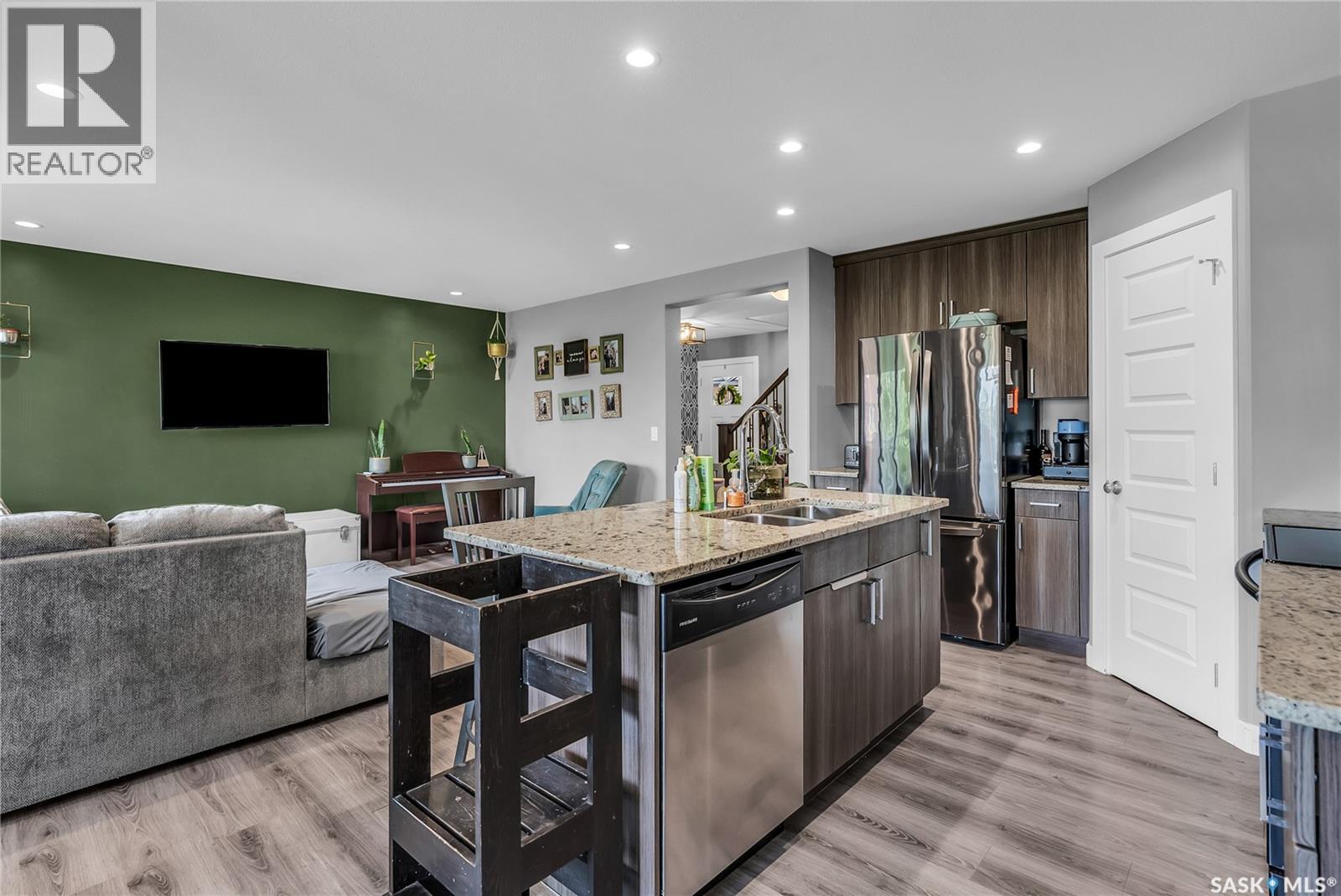 Photo 12 of 124 Parkview Cove, Osler SK