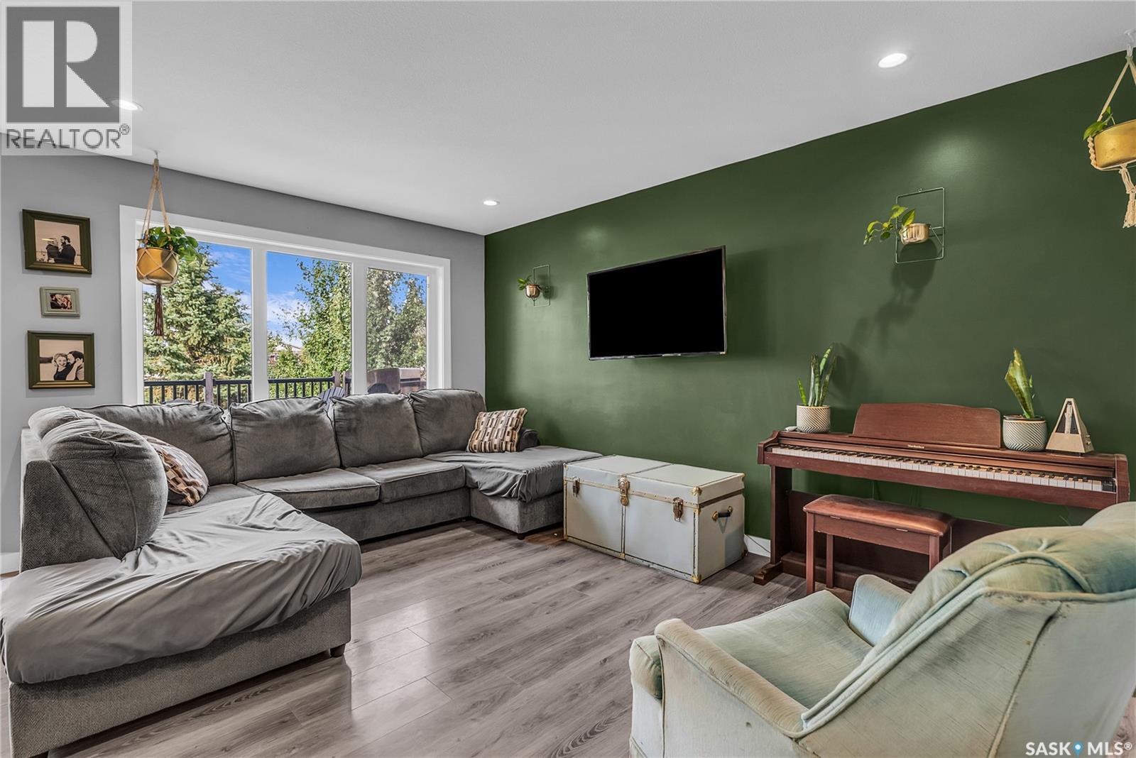 Photo 15 of 124 Parkview Cove, Osler SK