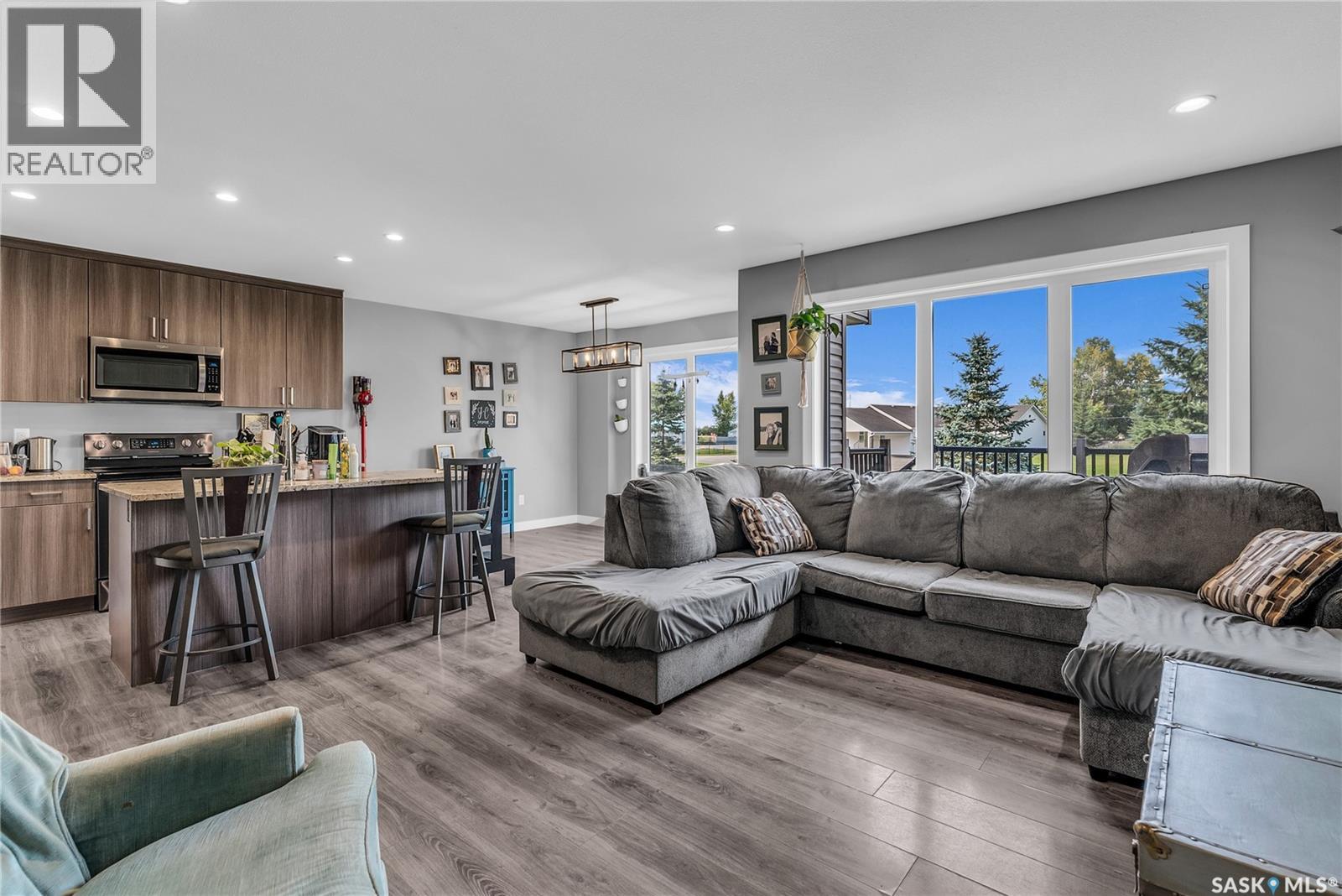 Photo 14 of 124 Parkview Cove, Osler SK
