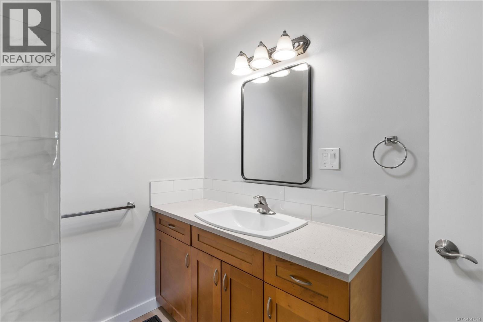 1431 EDGEWARE RD - 14