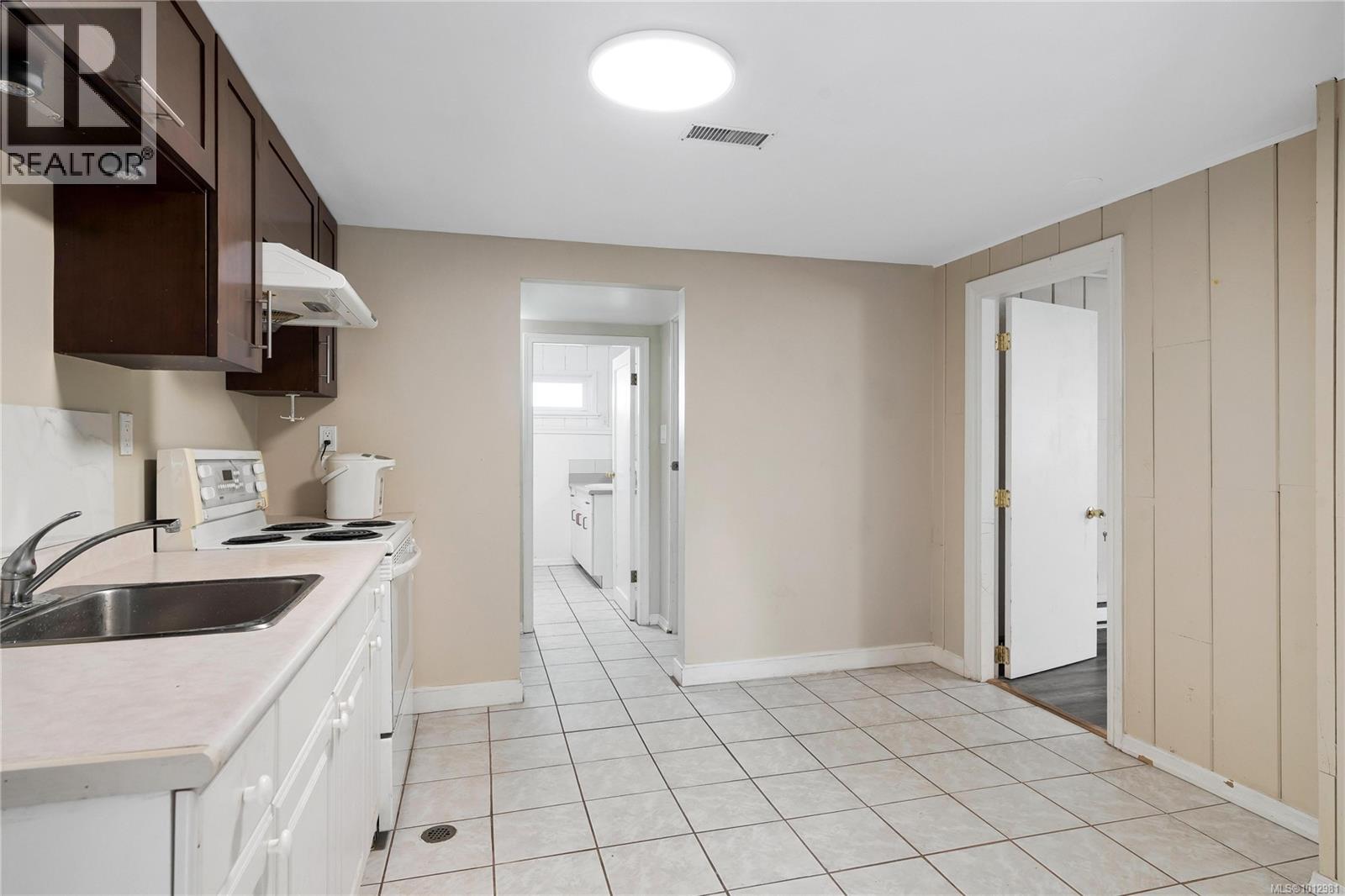 1431 EDGEWARE RD - 24