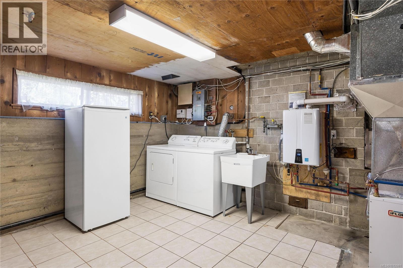 1431 EDGEWARE RD - 26